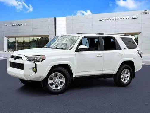 2019 Toyota 4Runner SR5 RWD photo