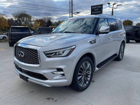 2018 Infiniti QX80  4WD photo
