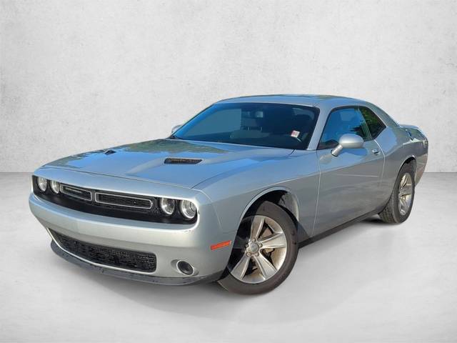 2019 Dodge Challenger SXT RWD photo