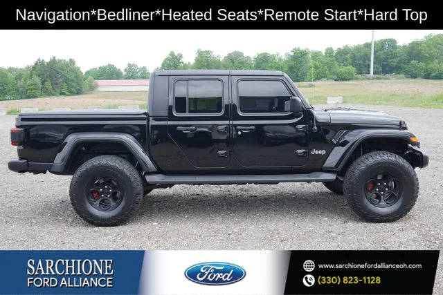 2020 Jeep Gladiator Overland 4WD photo