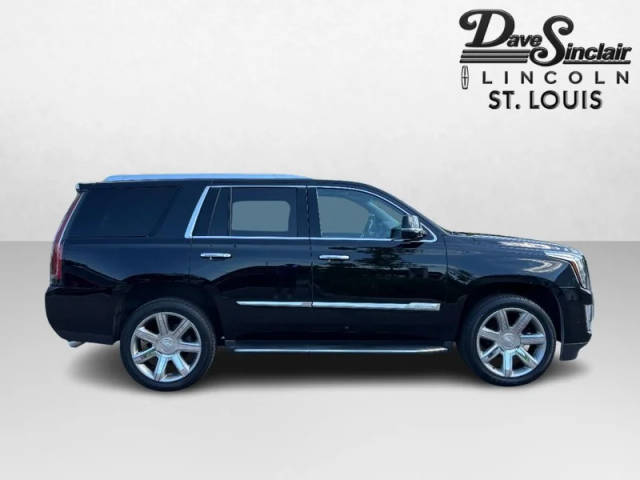 2019 Cadillac Escalade Luxury 4WD photo