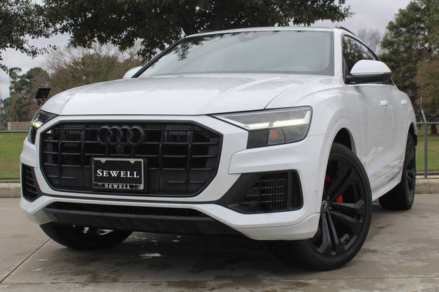 2019 Audi Q8 Premium Plus AWD photo