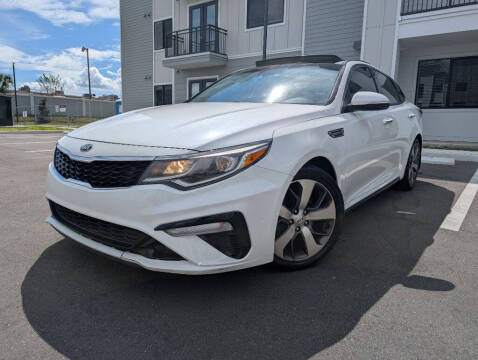 2019 Kia Optima S FWD photo