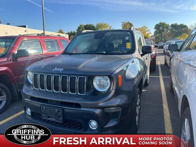 2019 Jeep Renegade Latitude 4WD photo