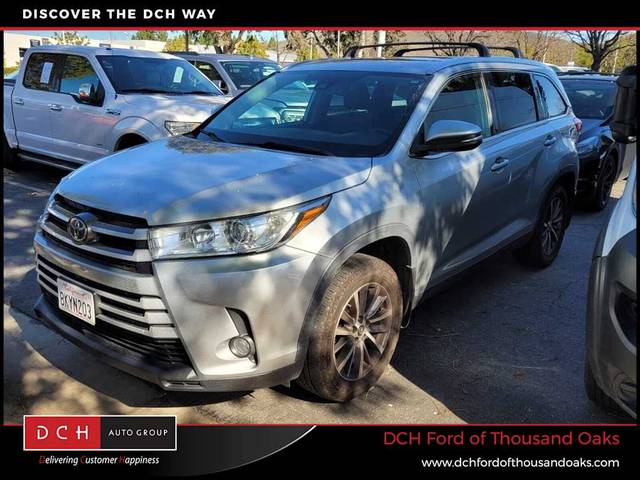 2019 Toyota Highlander XLE AWD photo