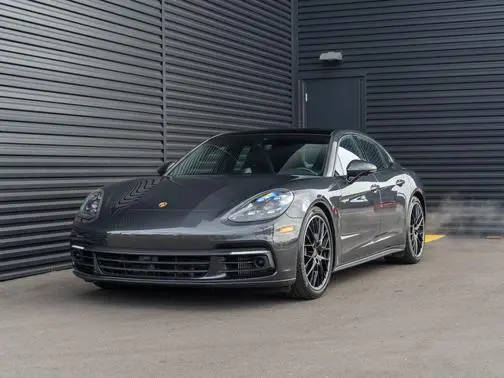 2019 Porsche Panamera 4 E-Hybrid AWD photo