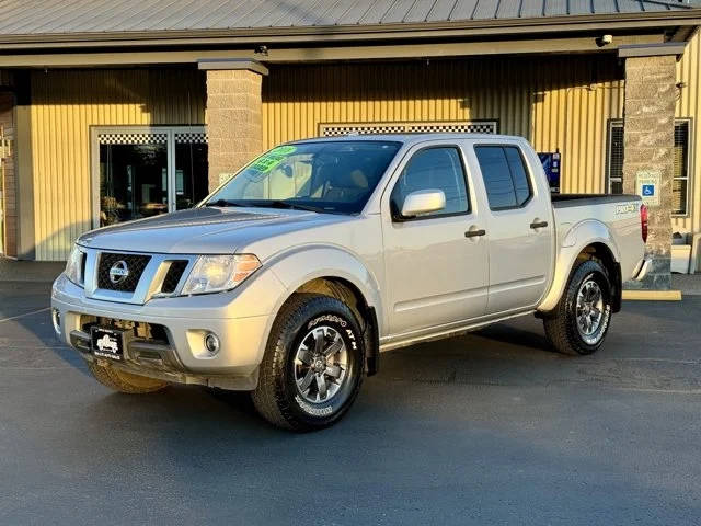 2018 Nissan Frontier PRO-4X 4WD photo
