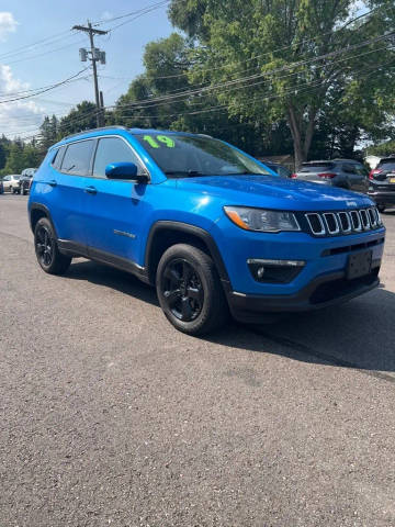 2019 Jeep Compass Latitude 4WD photo