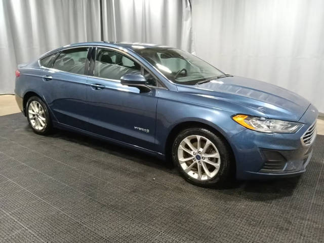 2019 Ford Fusion SE FWD photo
