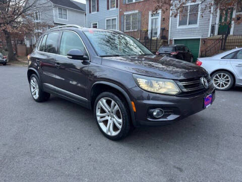 2016 Volkswagen Tiguan SEL AWD photo