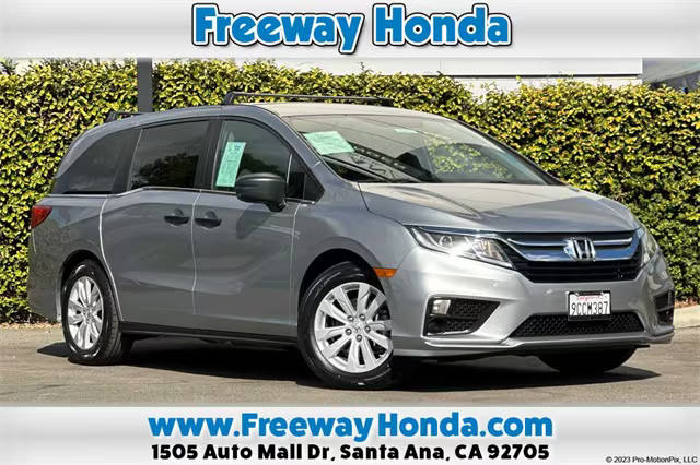 2019 Honda Odyssey LX FWD photo