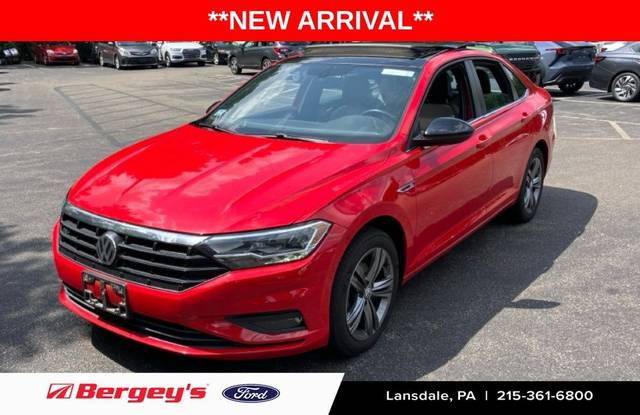 2019 Volkswagen Jetta R-Line FWD photo