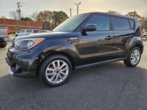 2018 Kia Soul + FWD photo
