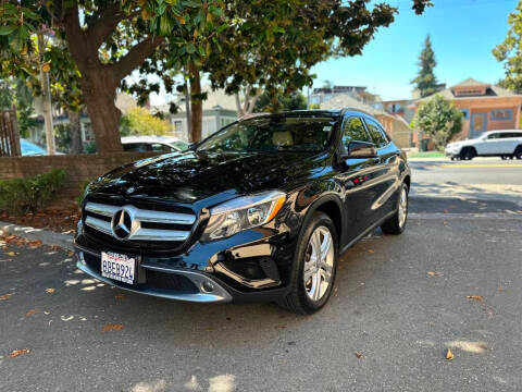 2016 Mercedes-Benz GLA-Class GLA 250 AWD photo