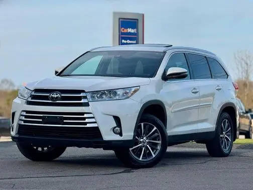 2019 Toyota Highlander XLE AWD photo