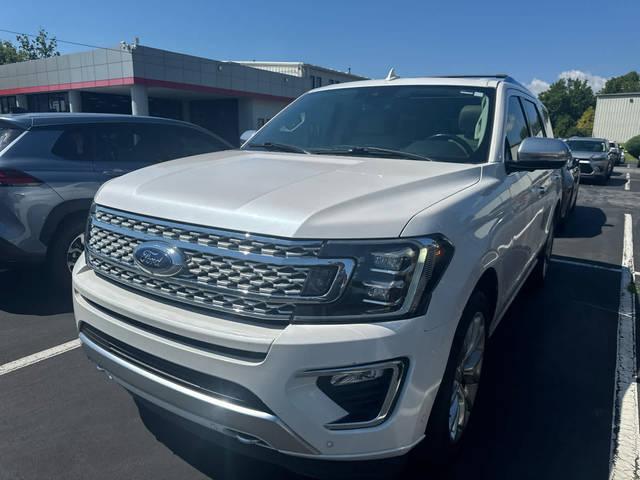 2019 Ford Expedition Platinum 4WD photo