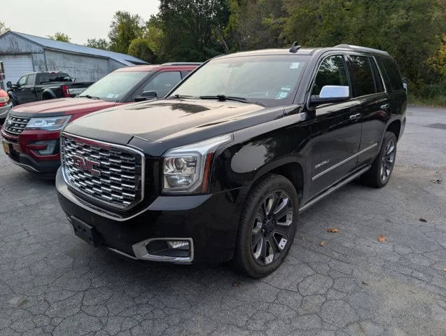 2020 GMC Yukon Denali 4WD photo