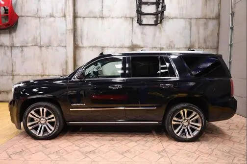 2020 GMC Yukon Denali 4WD photo