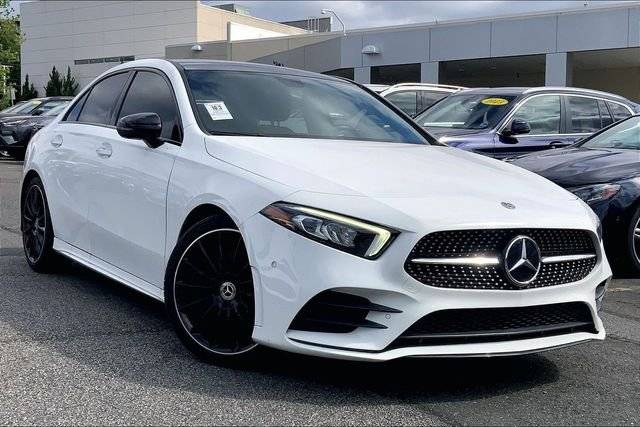 2019 Mercedes-Benz A-Class A 220 FWD photo