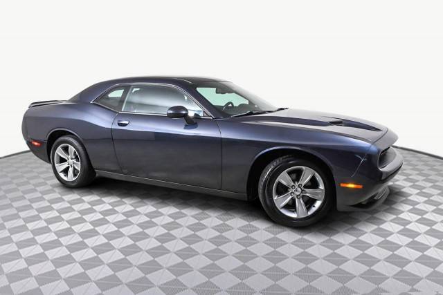 2019 Dodge Challenger SXT RWD photo