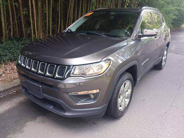 2019 Jeep Compass Latitude 4WD photo