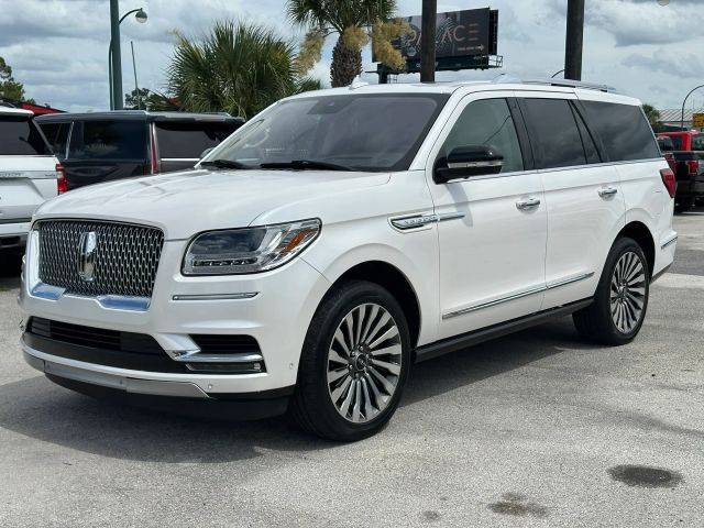 2019 Lincoln Navigator Reserve 4WD photo