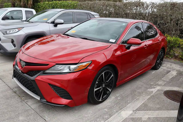 2019 Toyota Camry XSE FWD photo