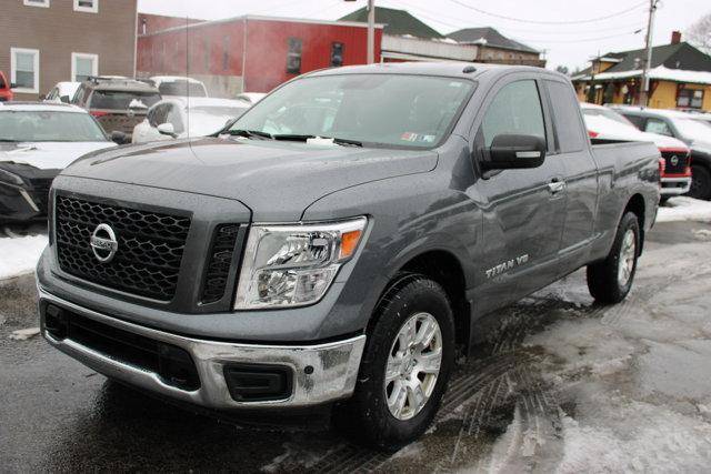 2019 Nissan Titan SV 4WD photo