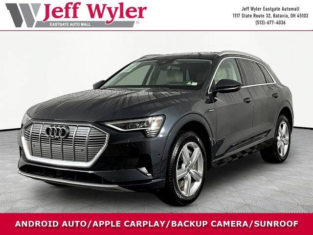 2019 Audi e-tron Prestige AWD photo