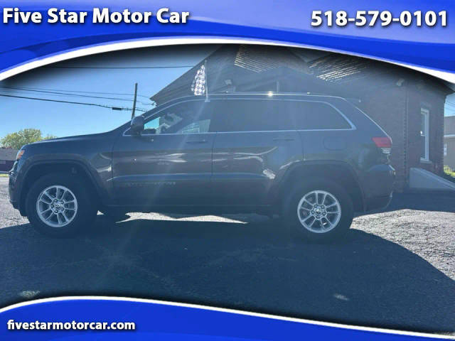 2019 Jeep Grand Cherokee Laredo E 4WD photo