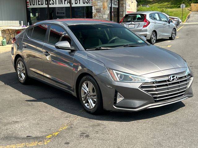 2020 Hyundai Elantra SEL FWD photo