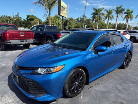 2019 Toyota Camry LE FWD photo
