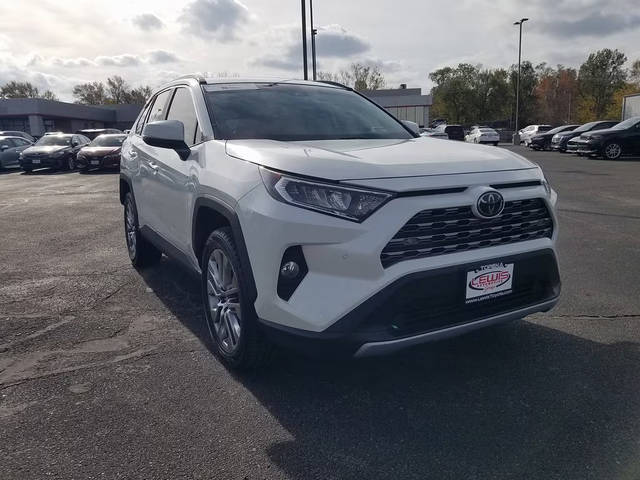 2019 Toyota RAV4 Limited FWD photo