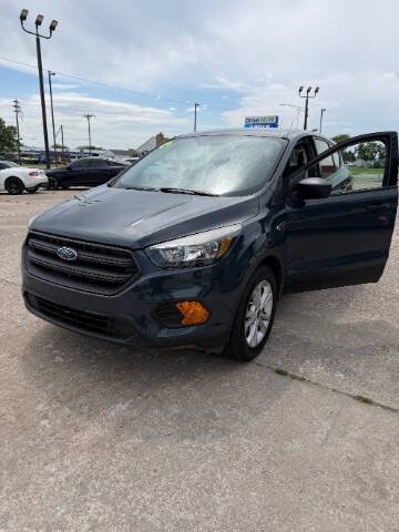 2019 Ford Escape S FWD photo