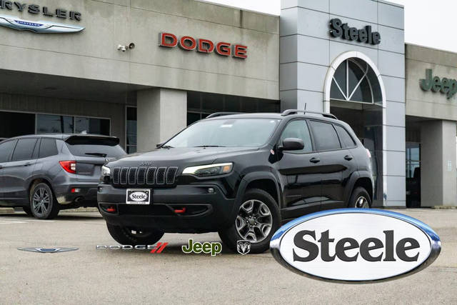 2019 Jeep Cherokee Trailhawk 4WD photo