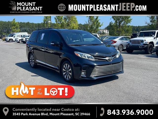 2020 Toyota Sienna Limited Premium FWD photo