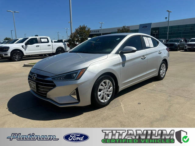 2020 Hyundai Elantra SE FWD photo