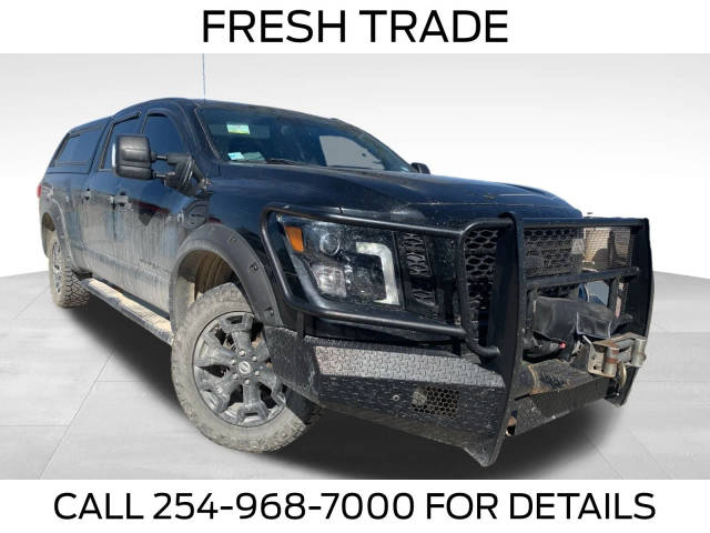 2019 Nissan Titan XD SV 4WD photo