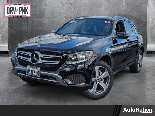2019 Mercedes-Benz GLC-Class GLC 300 AWD photo