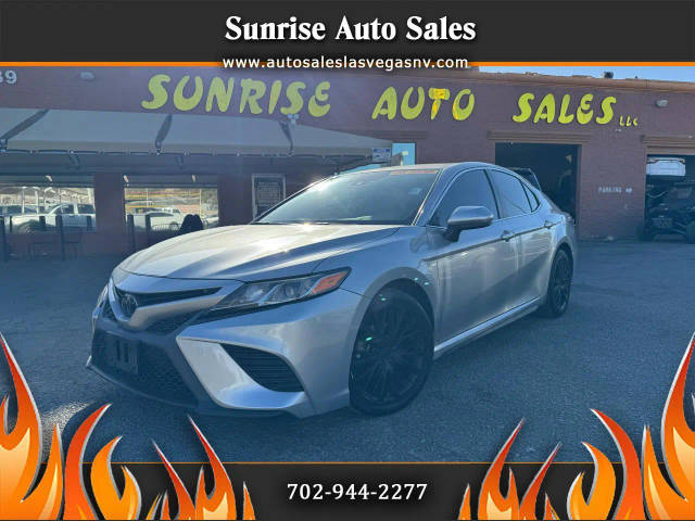 2019 Toyota Camry SE FWD photo