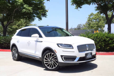 2019 Lincoln Nautilus Reserve FWD photo
