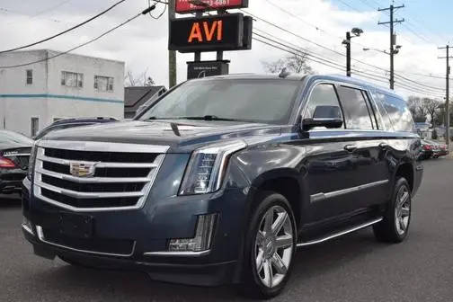 2019 Cadillac Escalade ESV Luxury 4WD photo