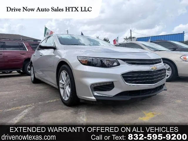 2017 Chevrolet Malibu LT FWD photo