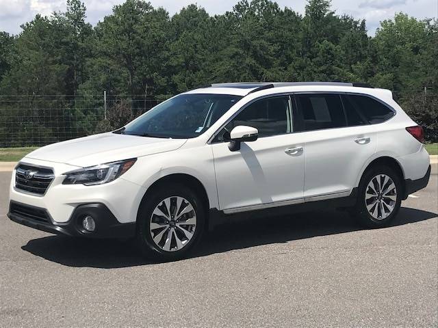 2019 Subaru Outback Touring AWD photo