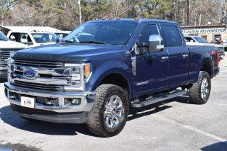 2019 Ford F-250 Super Duty LARIAT 4WD photo