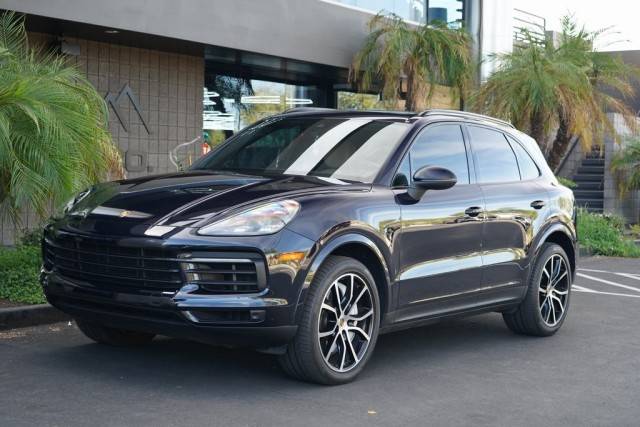 2019 Porsche Cayenne  AWD photo