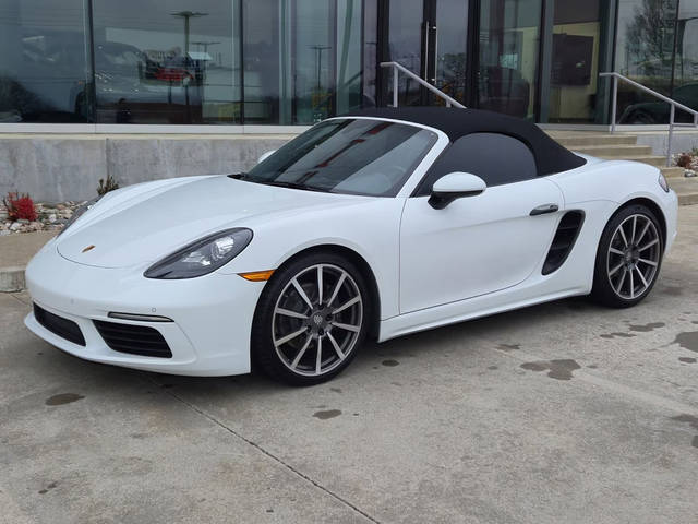 2019 Porsche Boxster  RWD photo