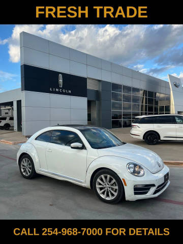 2019 Volkswagen Beetle SE FWD photo