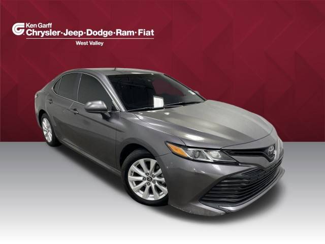 2019 Toyota Camry LE FWD photo