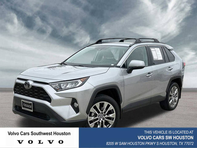 2019 Toyota RAV4 XLE Premium FWD photo